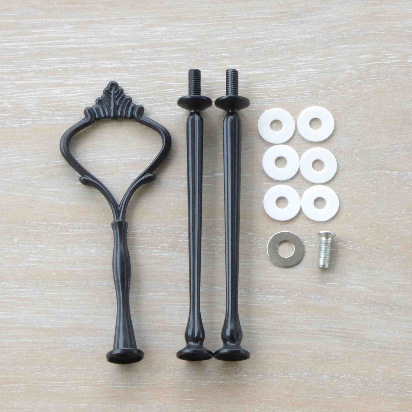Bastelsets: 14 Etagerestangensets Krone schwarz – Neu (gemäss Beschreibung) aus Sulz AG von Semare