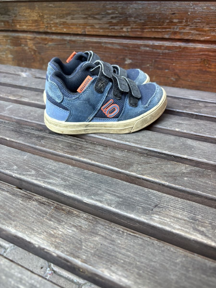 Adidas Chaussures garçon: Adidas FiveTen Bikeschuhe Kinder – D'occasion à Gurmels par rka_g55f 1