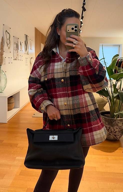 Hermès Taschen: HERMES TASCHE 24/24 NOIR – Gebraucht aus Schwyz von bofb 1