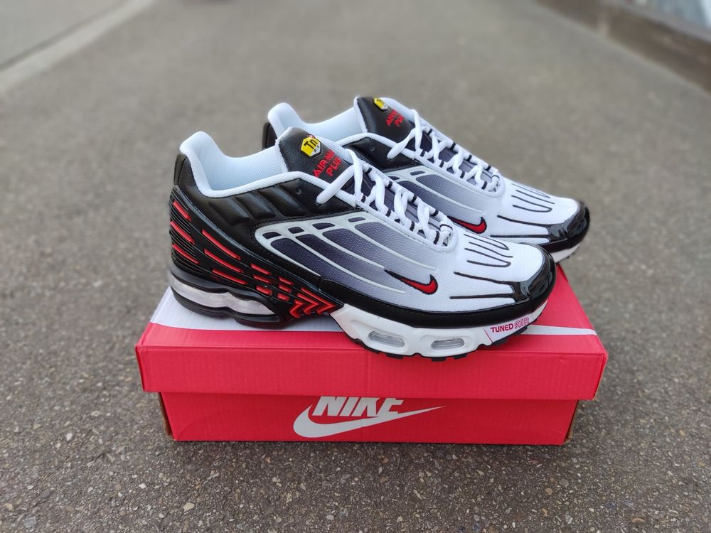 Air max tn grise hotsell et rouge