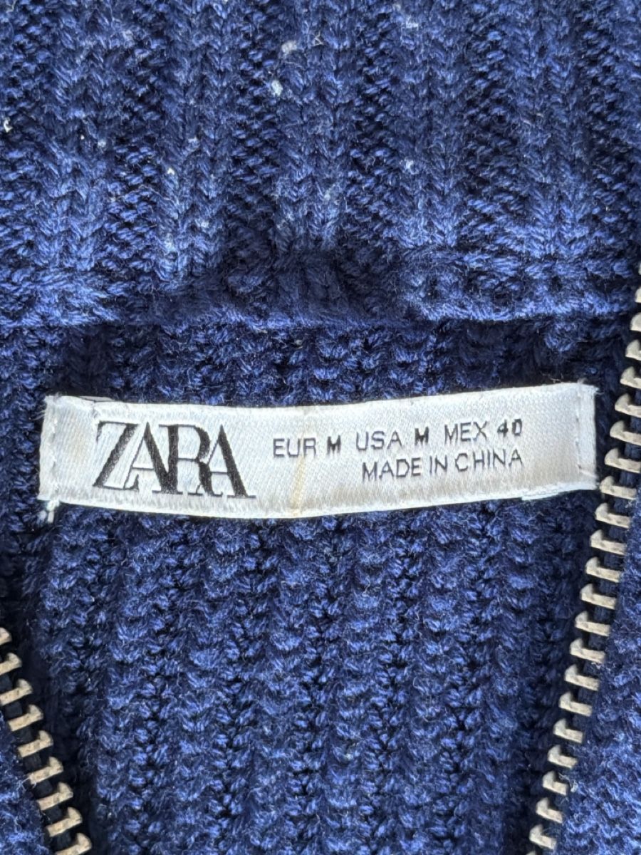 Zara Maglioni & Felpe: Zara Pullover mit Reissverschluss blau Grösse M – Nuovo (secondo la descrizione) da Oftringen venduto da Kad.Ha 1