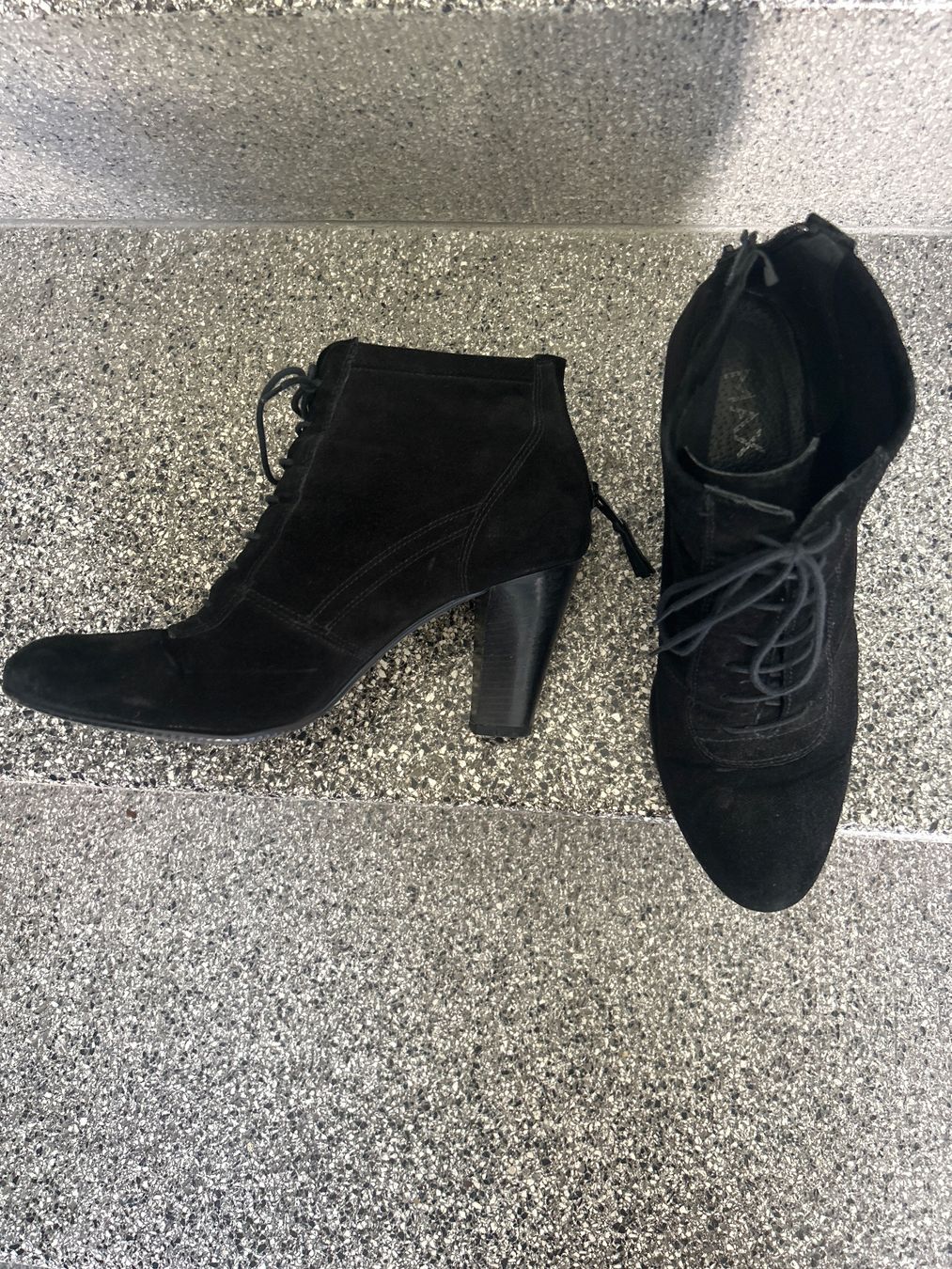 Chaussures femmes: Schwarze Schuhe – Neuf (Voir description) à Zürich par 11Orchidee30 1