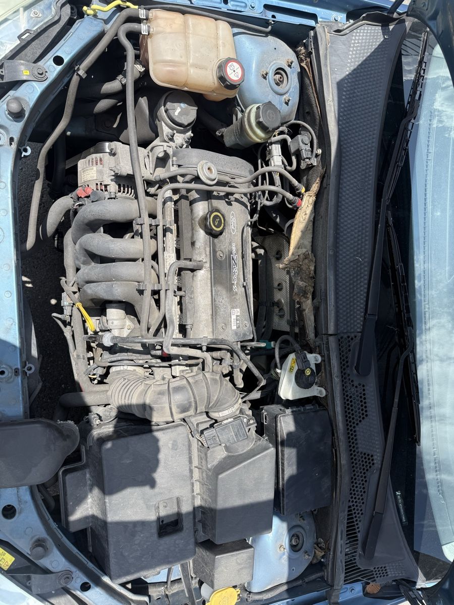 Ford Autos: Ford Focus 1.6L  – Defekt aus Val-d'Illiez von LuckLuc 6