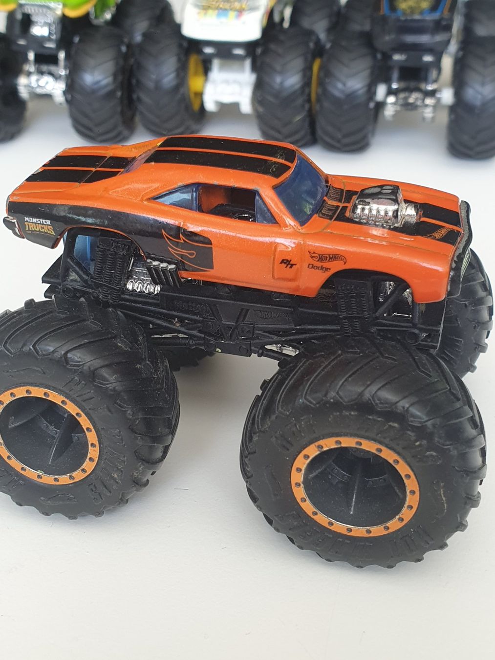 Hot Wheels Jouets: 7 verschiedene Monstertrucks Hot Wheel – D'occasion à Schinznach-Bad par SiljaLoi