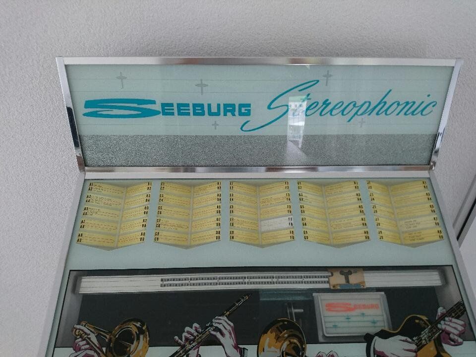 Seeburg Musiktruhen: JukeBox – Gebraucht aus Winterthur von N.Ferlisi 3