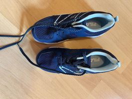 Chaussures de marche enfant  unisex neuves 