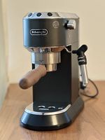 DeLonghi Dedica Espressomaschine  Premium Zubehör