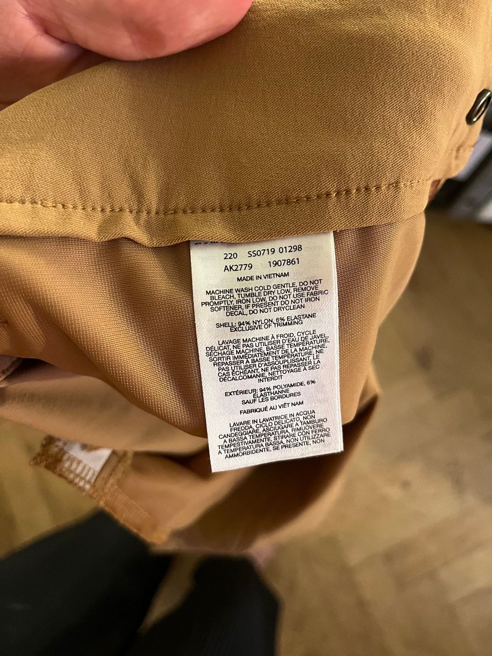Columbia Pantalons: Wanderhose Clumbia – D'occasion à Zürich par hello.paulene 4