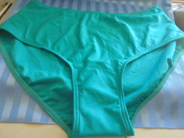 Altra biancheria intima: Slip Türkis Gr. 42 NEU – Nuovo (secondo la descrizione) da Hinwil venduto da Glasperlen