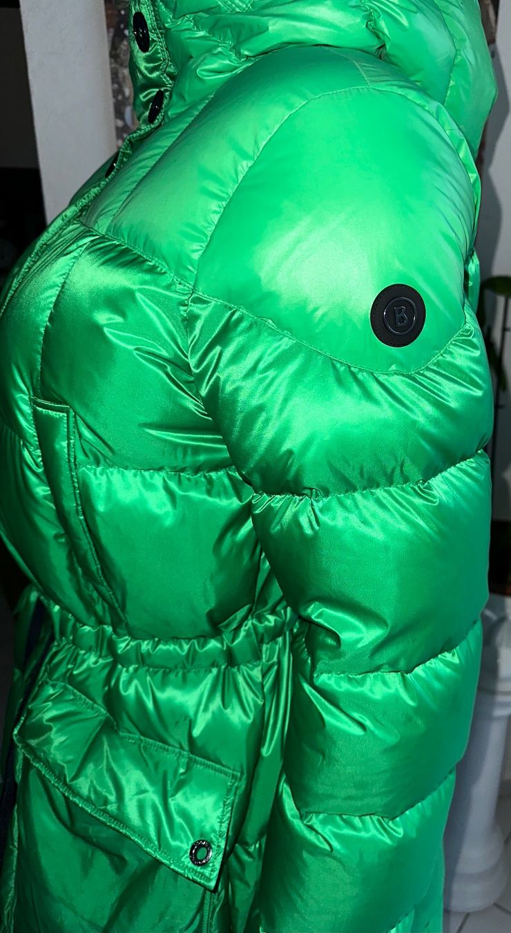 Bogner Giacche: BOGNER MANTEL GR. 40 neuwertig – Nuovo (secondo la descrizione) da Unteraegeri venduto da MH203 3