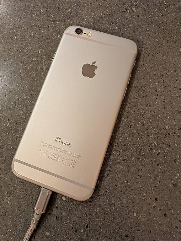 Handys / Smartphones: iPhone 6 mit Glasbruch – Gebraucht aus Oetwil an der Limmat von mokkinger 3