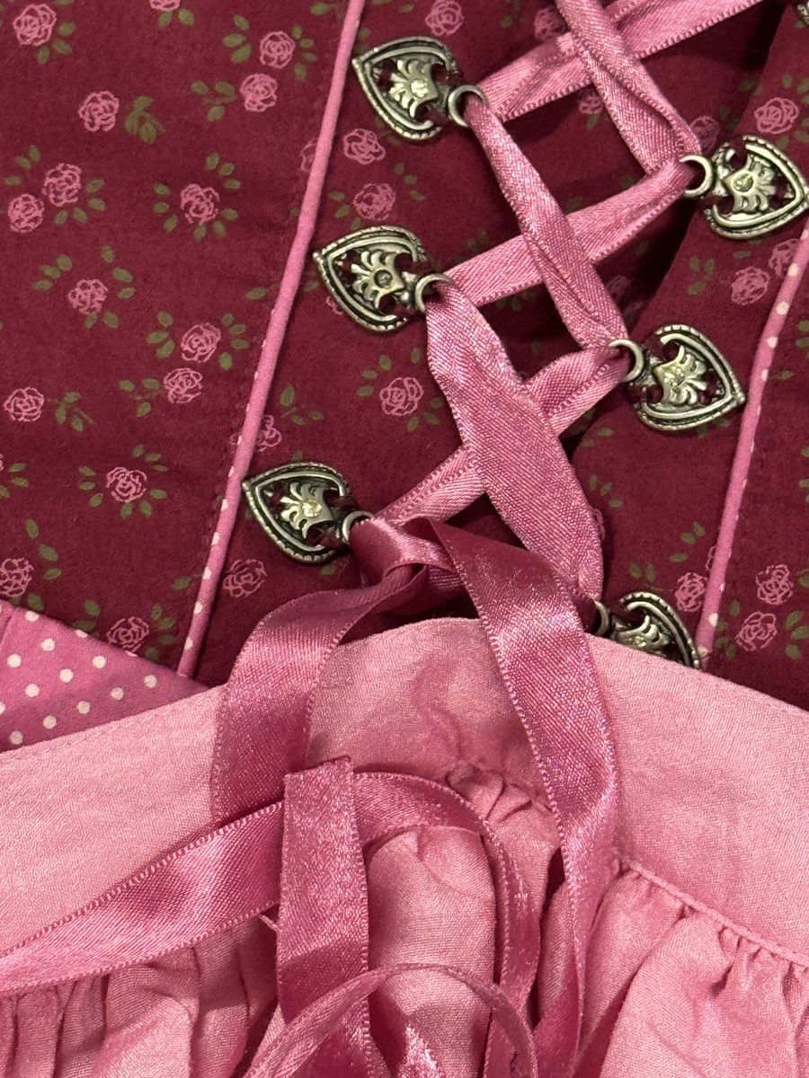 Costumi: Kinder Dirndl Kleid rot rosa mit Bluse 134 – Usato da Dietikon venduto da Monina 3