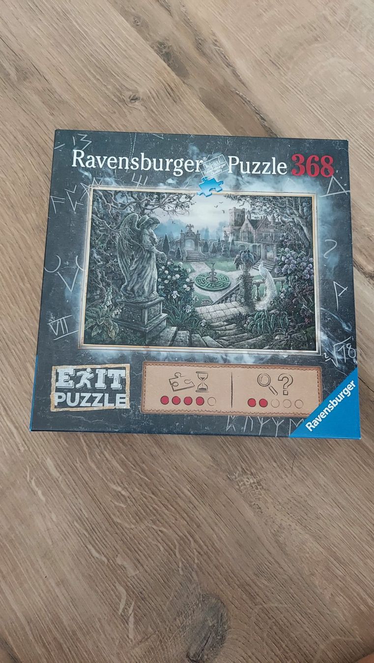 Ravensburger Puzzles: Exit Puzzle Nachts im Garten – Gebraucht aus Anglikon von Yari05