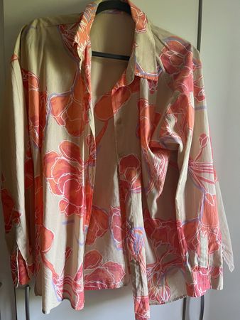 Cartoon Bluse 44