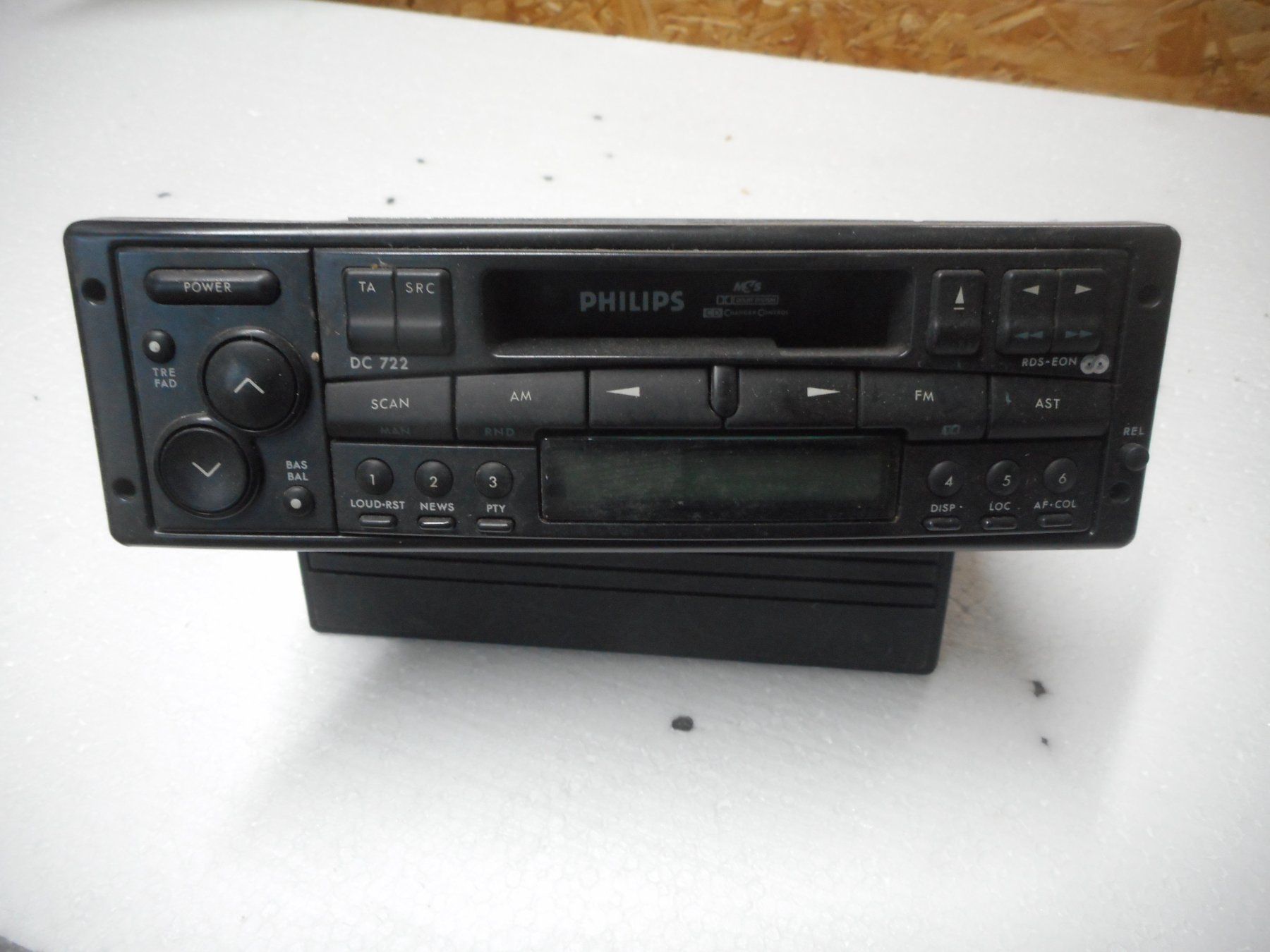 Philips Radios: Philips Autokassettengerät – Gebraucht aus Bretzwil von gbfluck