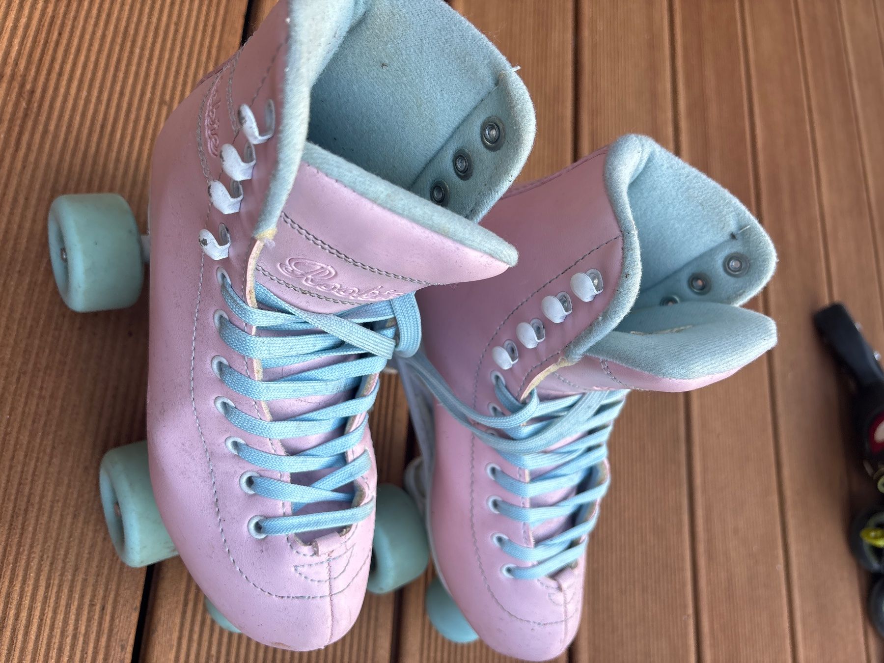 Pattini in linea & Pattini a rotelle: Kinder Rollschuhe – Usato da Brütten venduto da Stinkerli 2