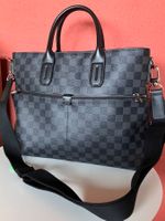 Louis Vuitton 7 Days a Week