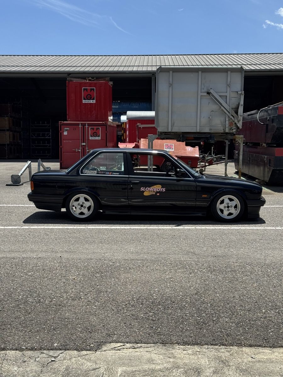 BMW Autos: BMW 316i E30 Handschalter – D'occasion à gachnang par crisi124 3
