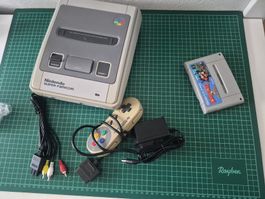 Nintendo Super Famicom Konsole mit Controller +  Donkey Kong