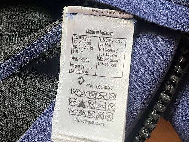 Decathlon Tauchanzüge: Combinaison Néoprène 8-9ans – Gebraucht aus Sugiez von Essenti3L 2