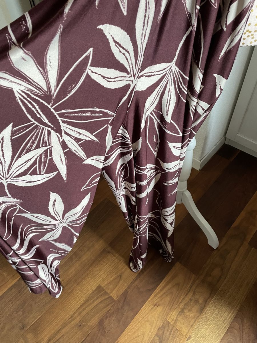 Tute: Jumpsuit Neckholder 40/42 – Usato da Fehraltorf venduto da Nadja0205 1
