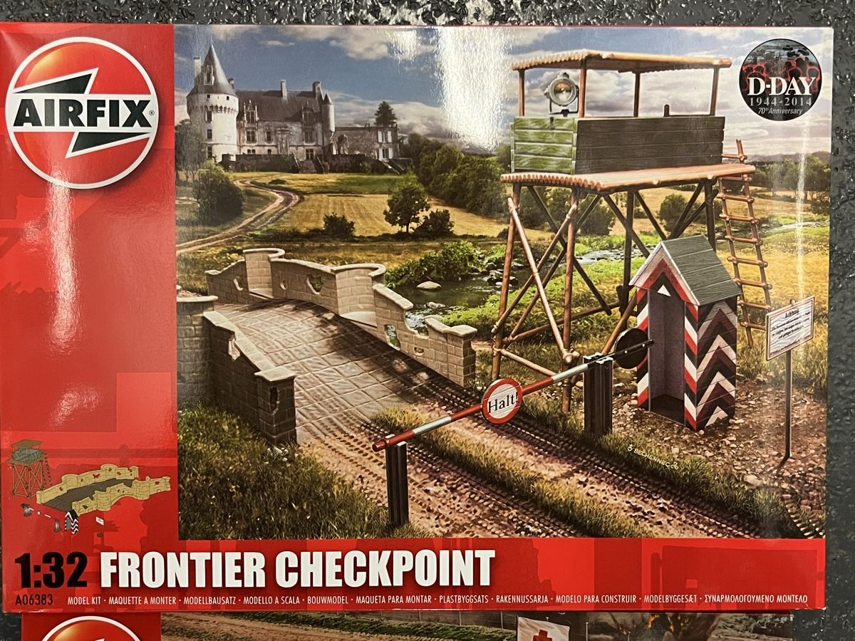 Airfix Kit di modellismo & Modellini statici: AIRFIX 1:32 Häuser Modellbau Diorama – Nuovo (secondo la descrizione) da Vogelsang AG venduto da Capricornus310 1