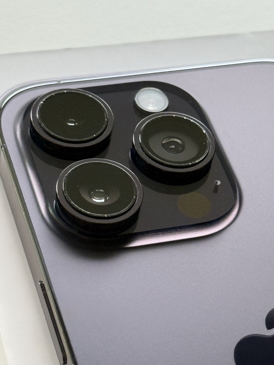 Apple Telefoni cellulari / Smartphones: iPhone 14 Pro - 256GB - Deep Purple – Usato da Zürich venduto da ath_grq2 7
