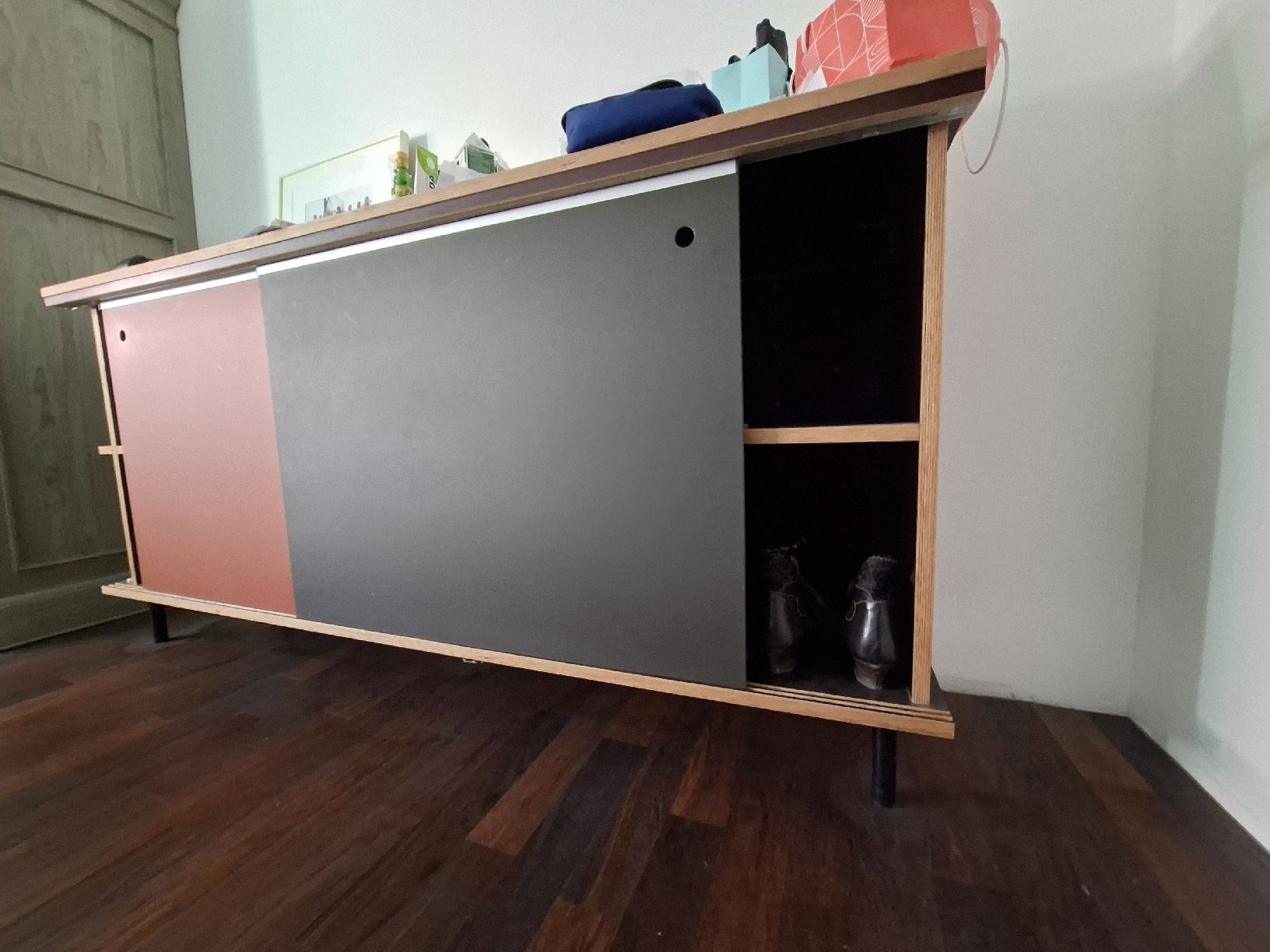 Buffets: Sideboard, Einzelstück – D'occasion à Schwarzenburg par Lyrebird 1