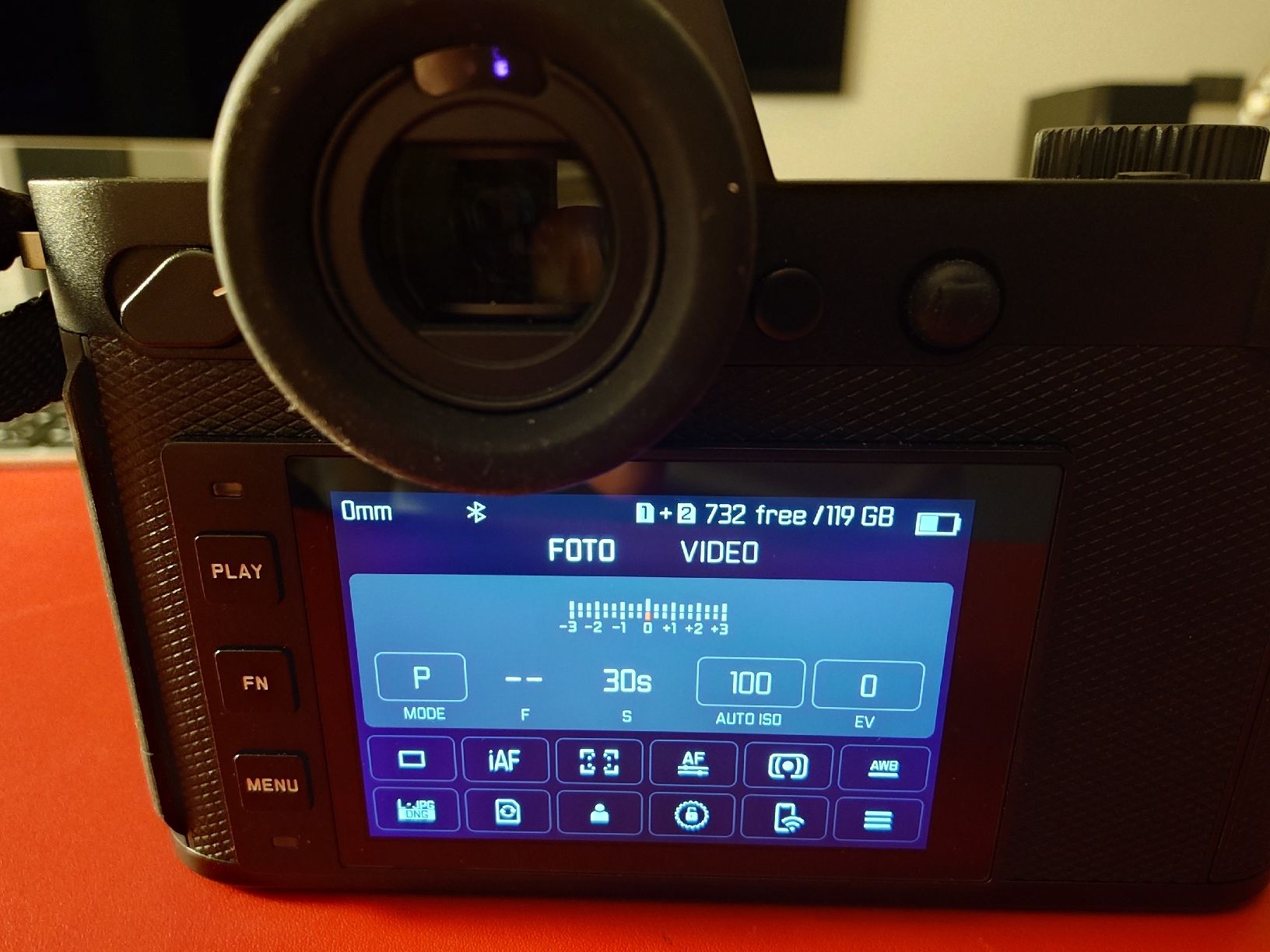 Leica Fotocamera: Leica SL2 Body – Usato da Andelfingen venduto da tho_8lcj 7