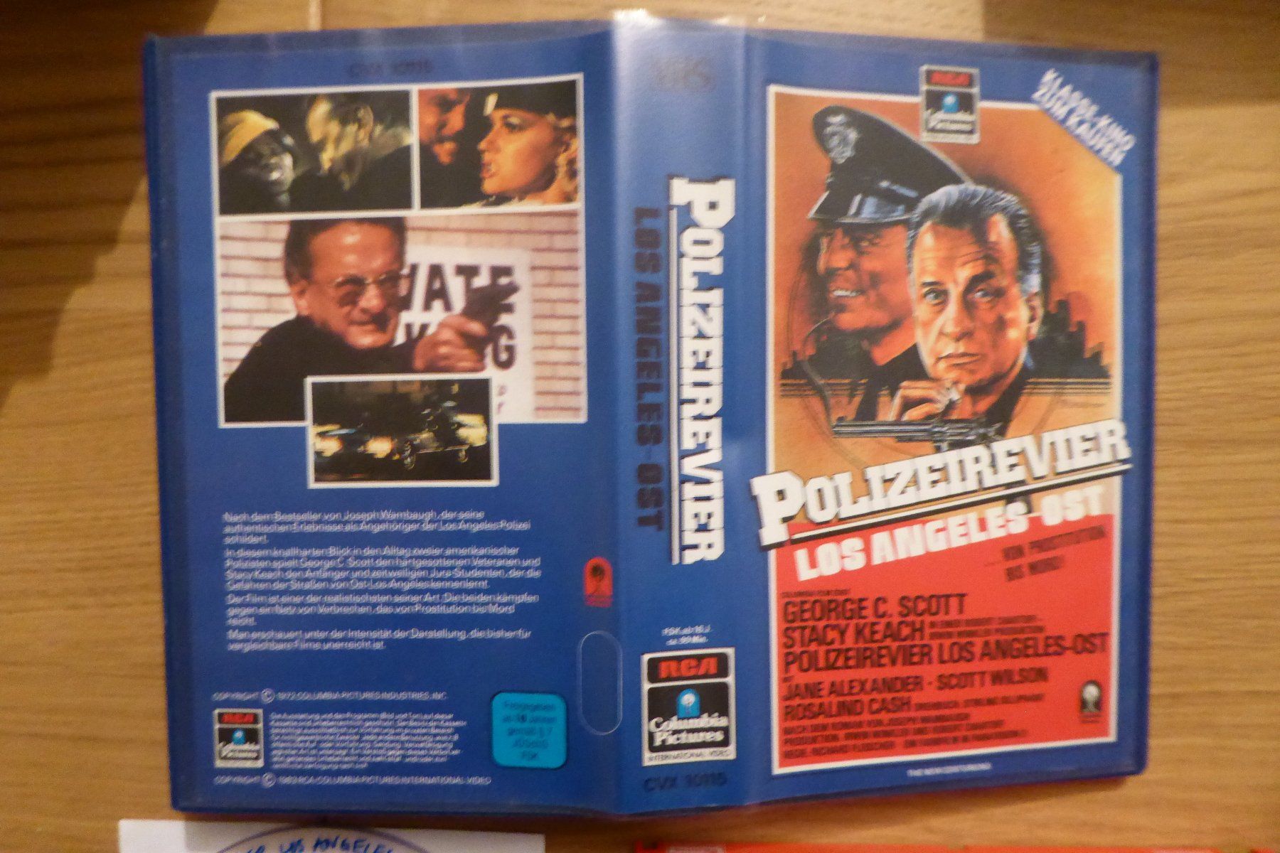 Tutti i VHS: VHS Polizeirevier Los Angeles Ost mit Backup DVD – Usato da Allschwil venduto da Summelsarium 1