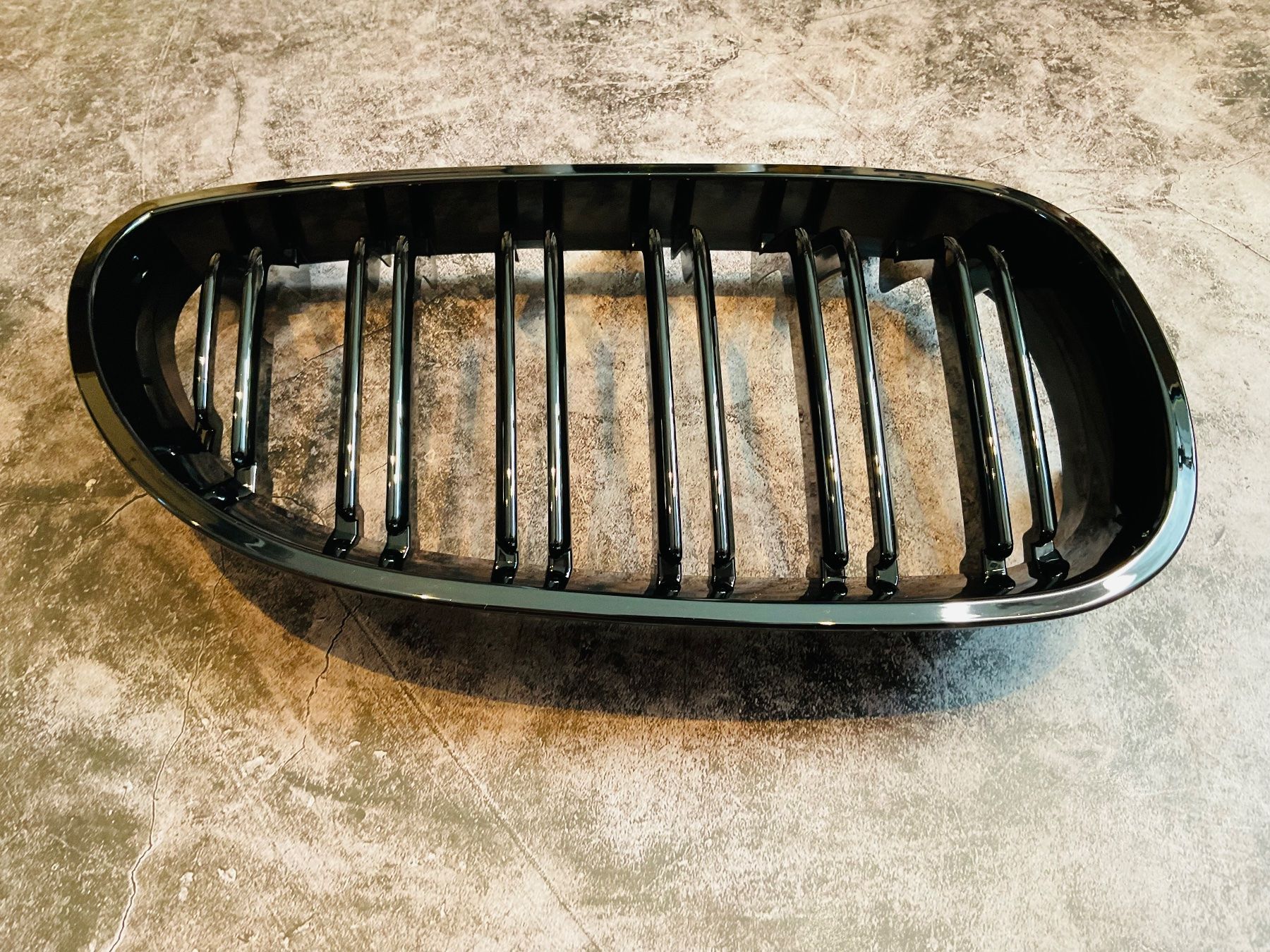 BMW Alle Autoersatzteile: BMW Nieren E60 E61 5 Serie M Doppelspeichen Kühlergrill – Neu und originalverpackt aus Balsthal von D.K.Autoteile1 3