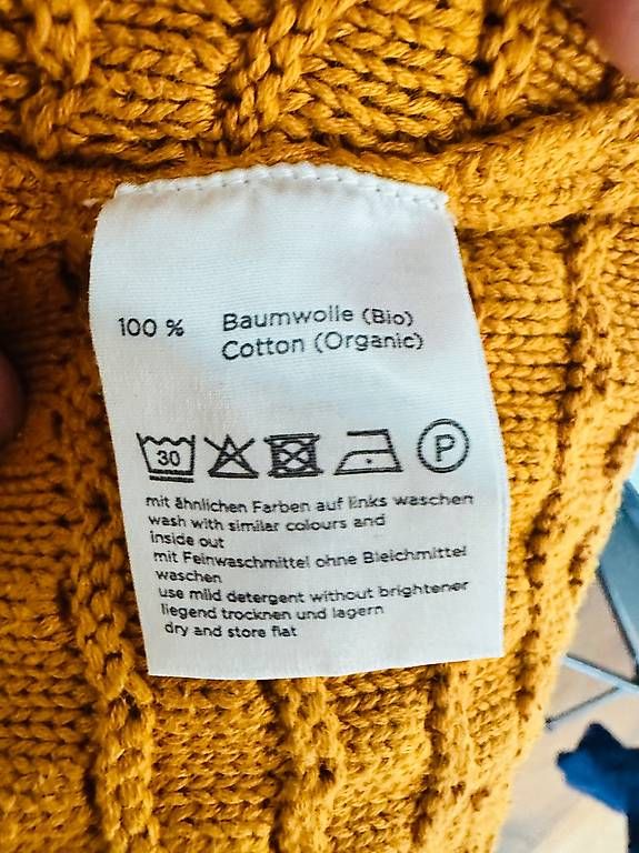 Pullover & Sweatshirts: Givn Pullover – Gebraucht aus Bellikon von DW54 3