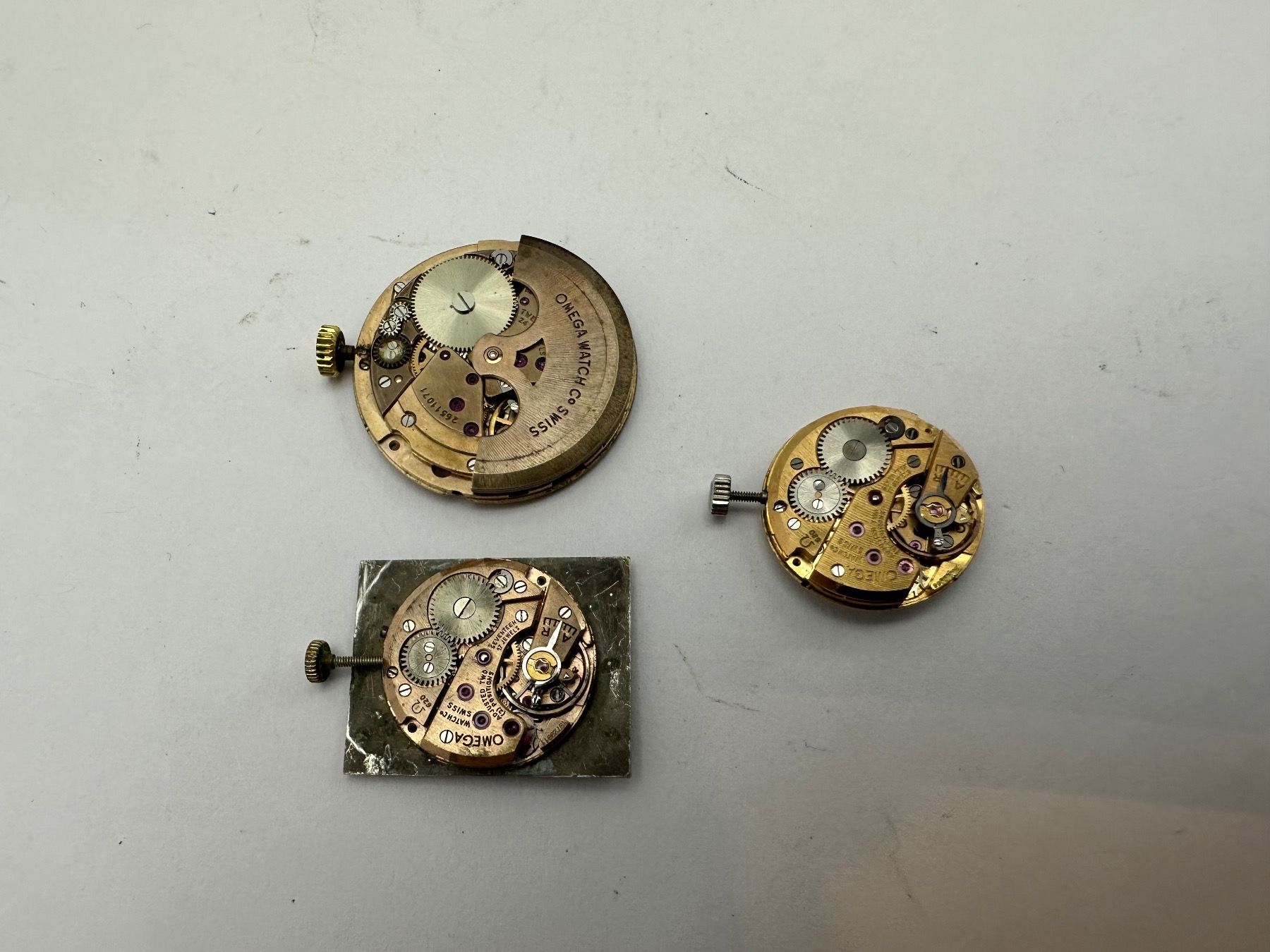 Omega Orologi: 3 Omega Werke Kaliber: 712 , 620 , 620 – Usato da Brüttisellen venduto da AlphaOmega05 1
