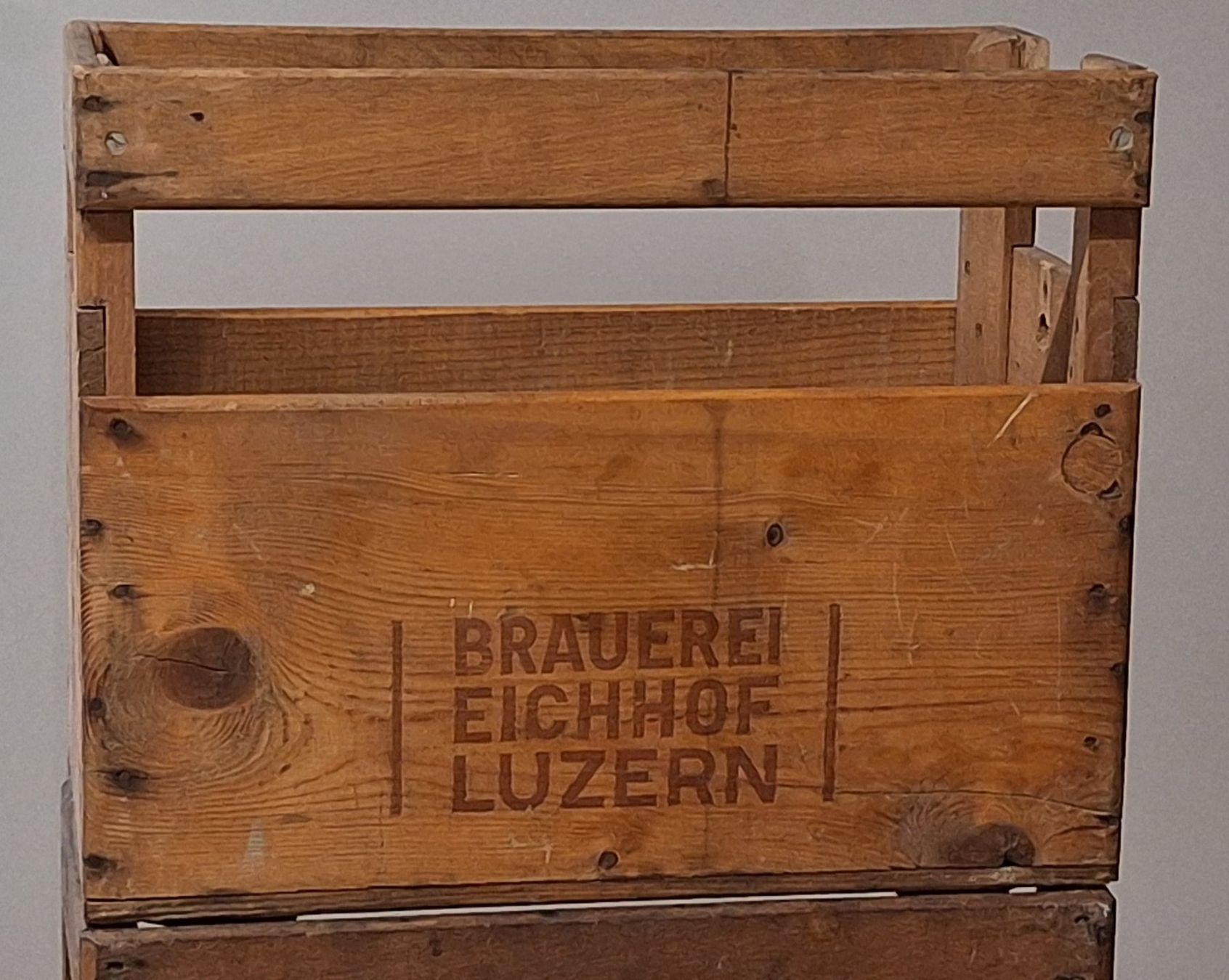 Casse di vino e birra: Bierharassen Eichhof 3 Stk. ca. 1960 – Usato da Sempach Station venduto da odilre 5