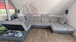 Grosse Wohnlandschaft grau/beige