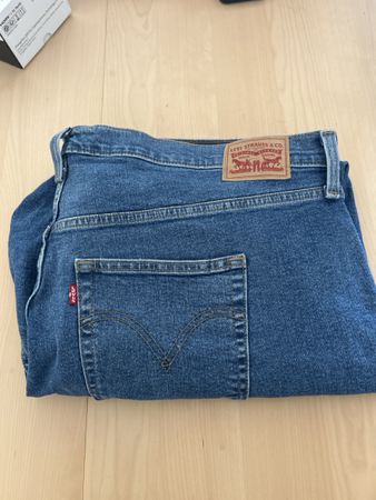Levis Jeans ab 1.-!!!