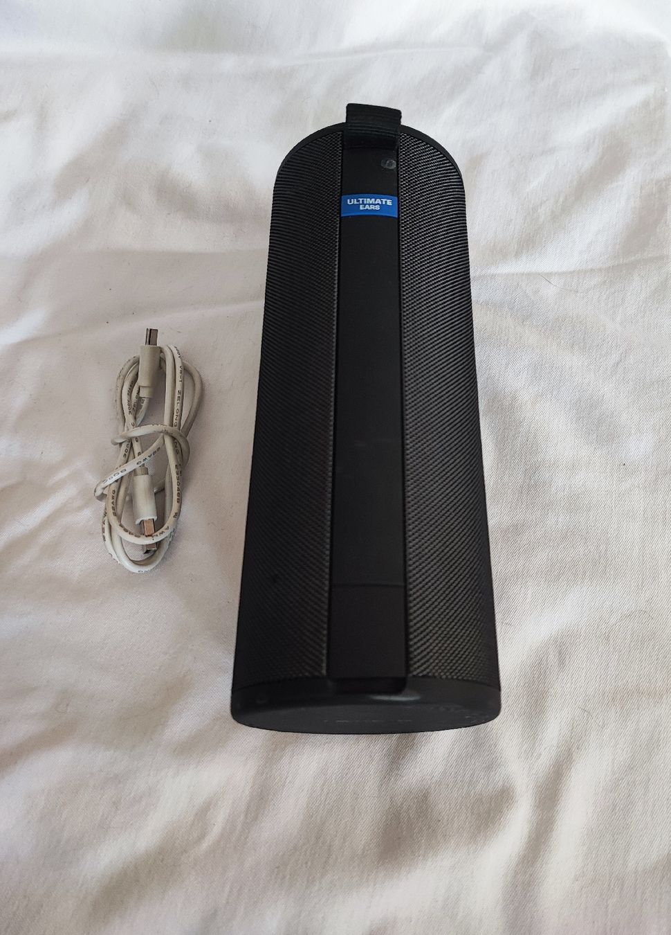 Ultimate Ears Haut-parleurs: Megaboom 4 Bluetooth Lautsprecher  – D'occasion à Zollikofen par zar_j67f 6