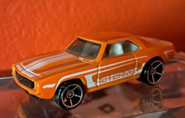 Camaro Chevy 1969 Hotchkis 1:64 Modellauto Metall HotWheels