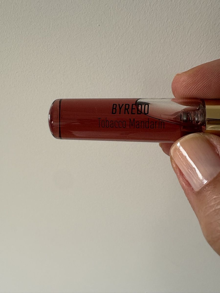 Byredo Profumi & Eau de Toilette: BYREDO Tobacco Mandarin Extrait de parfum  – Usato da Chêne-Bourg venduto da car_d88h 1