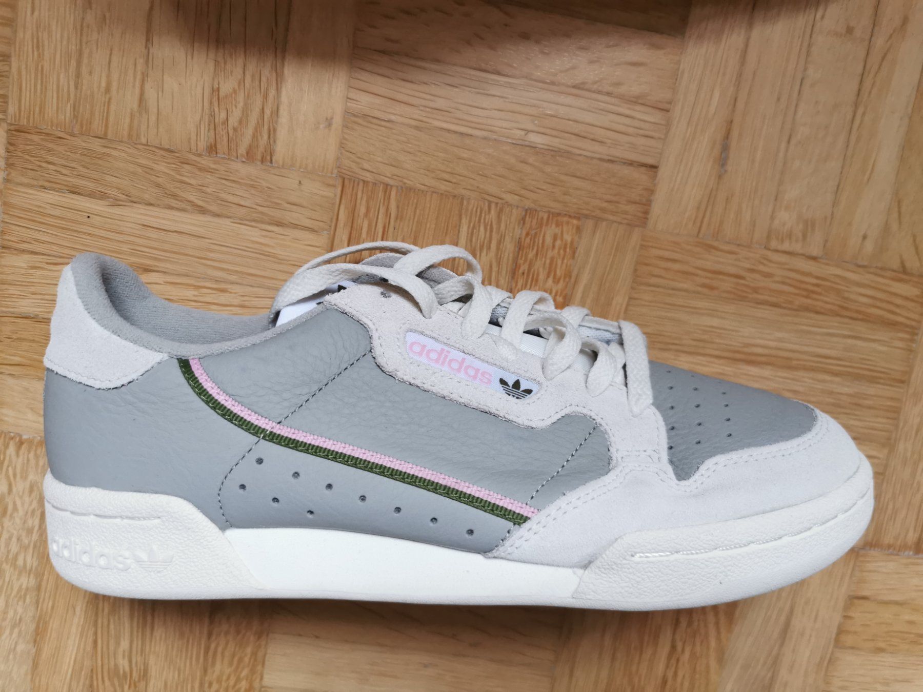 Adidas Scarpe da donna: Sneaker Adidas Gr. 40 – Usato da Stäfa venduto da flamingo_17 2