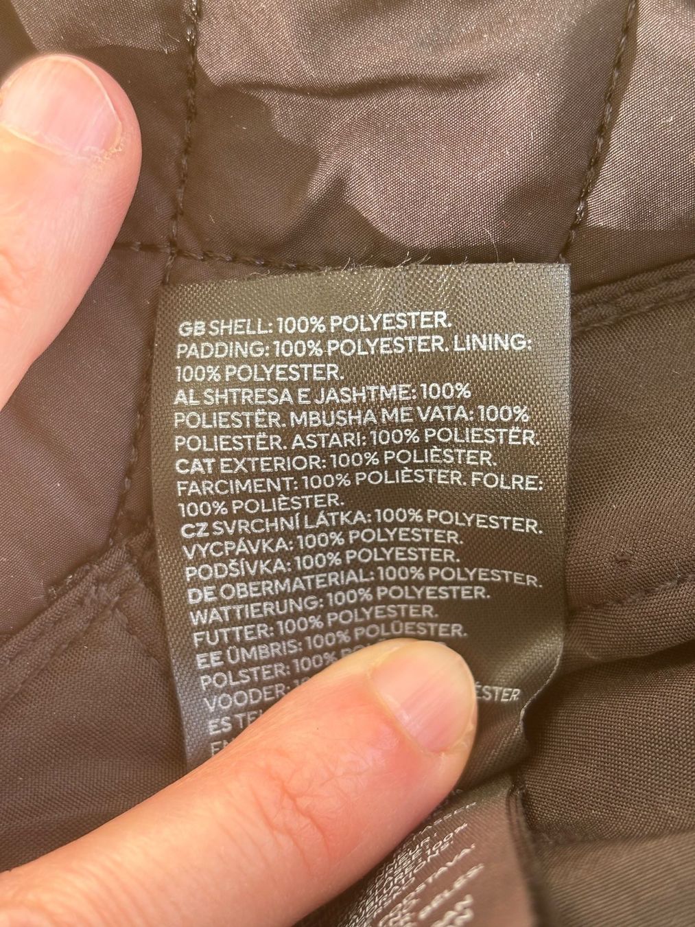 H&M Copricapi, berretti & cappellini: H&M schwarzer gesteppter Bucket Hat Gr. S/54 – Usato da Zürich venduto da missmodernage 4