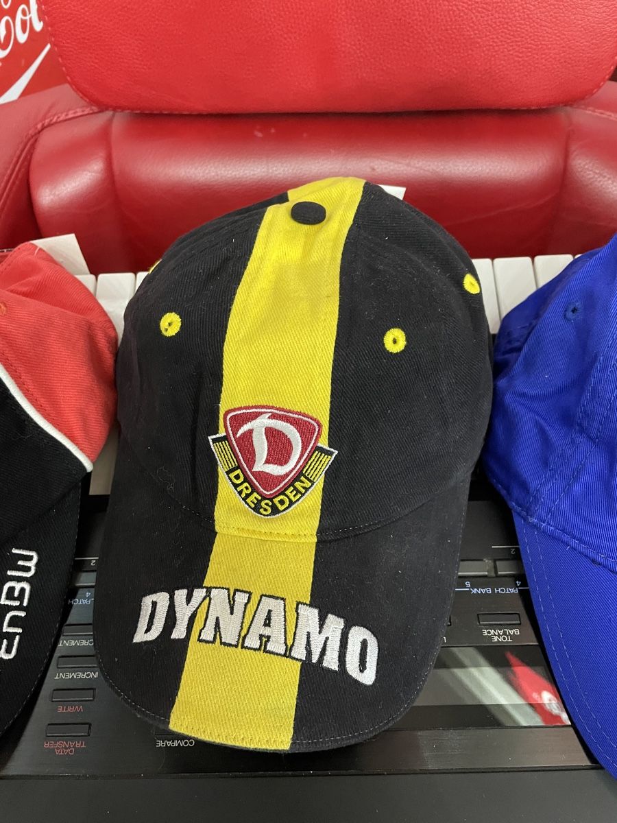 Altro in  Abbigliamento & Accessori: 5 Stück Baseball Cap Deutschland – Nuovo e nell'imballaggio originale da Oftringen venduto da Box2 3