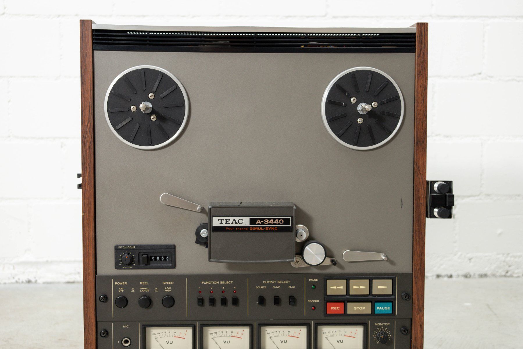 Teac Apparecchi a nastro: TEAC A-3440 Tonbandmaschine – Usato da Zürich venduto da ZuercherBrockenhaus 3