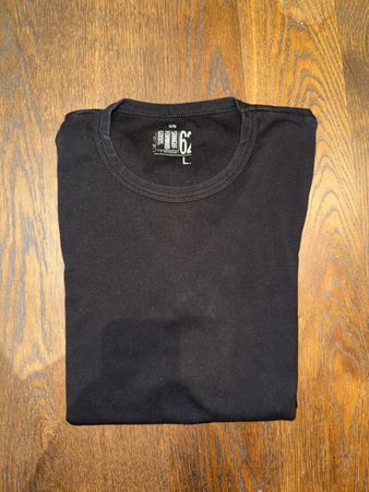 WE T-Shirt schwarz L