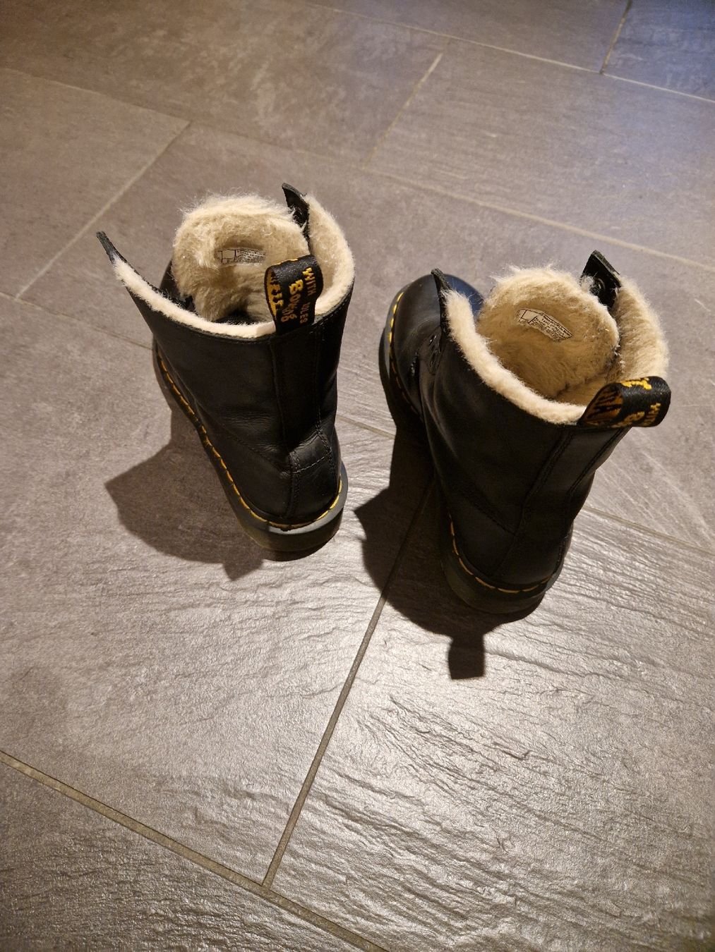 Dr. Martens Damenschuhe: Dr.Martens 1460 SERENA Gr. 39 – Gebraucht aus Trun von sanena 1