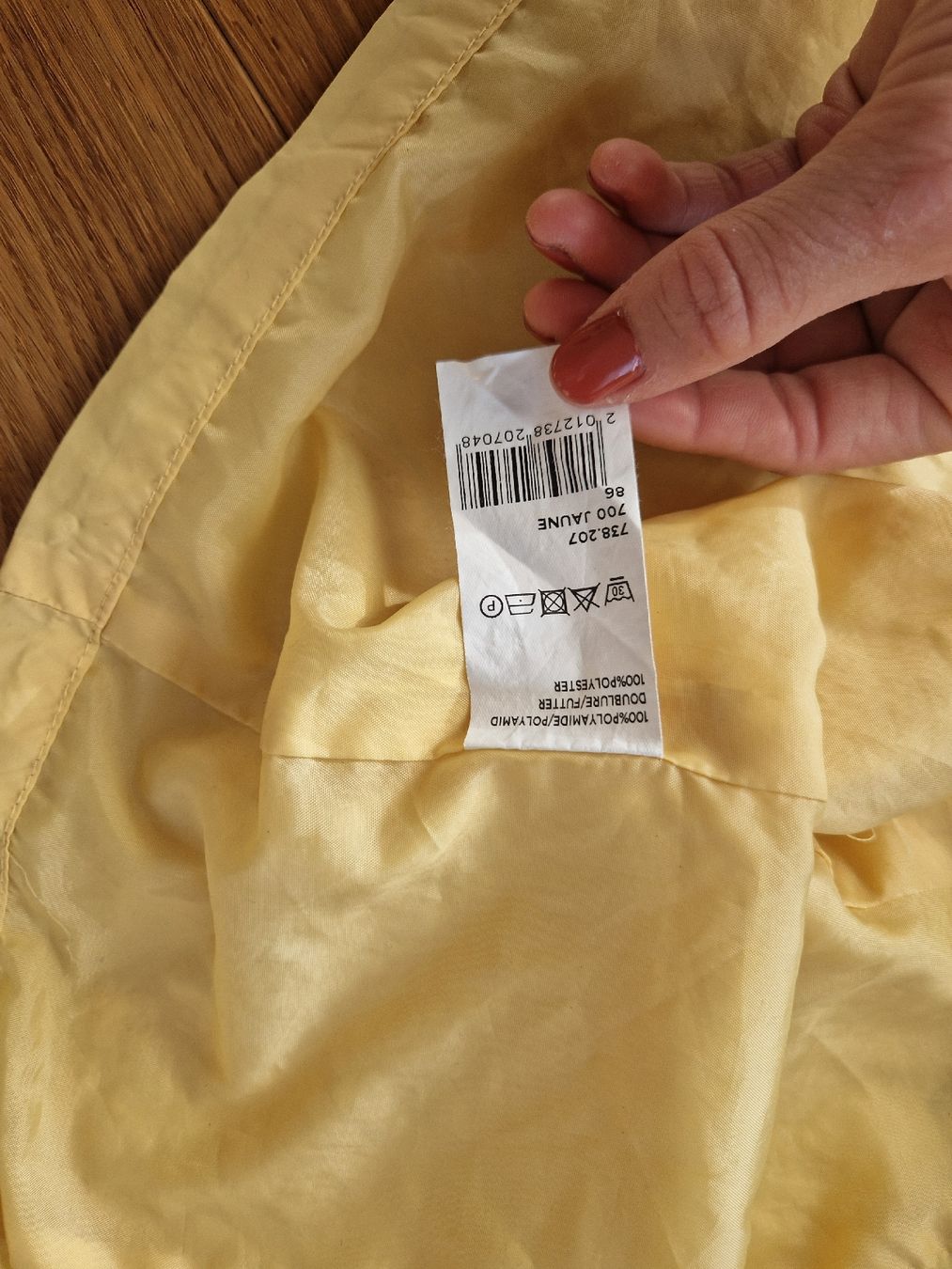 Jacken & Mäntel: Pastellgelbe Regenjacke Grösse 86 – Gebraucht aus Eschenbach SG von SanFranciscoCalifornia 2