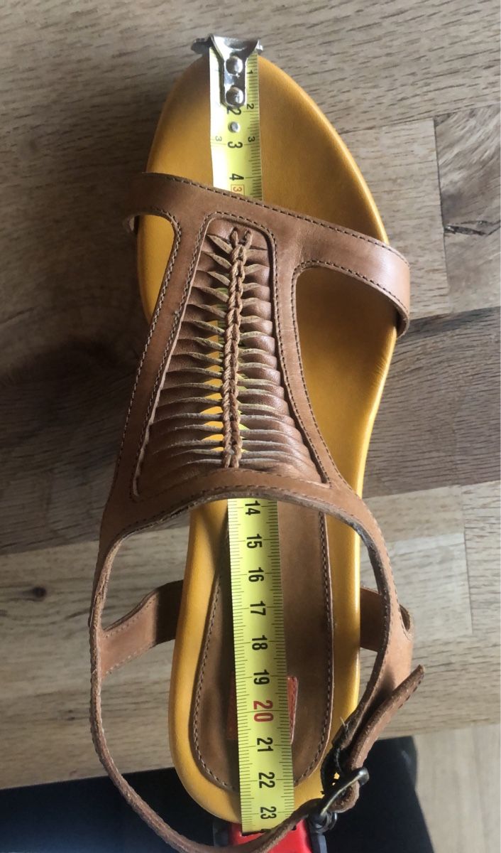 Hugo Boss Scarpe da donna: High heels Gr 38 von Hugo Boss – Usato da Heiden venduto da sab_rzm2 8