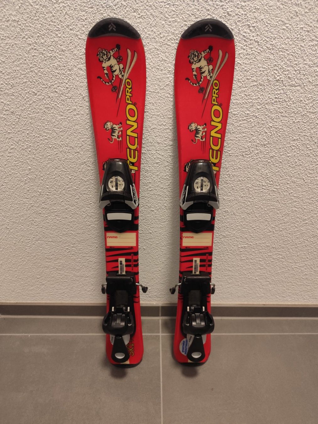 Tecnopro Sci: Kinder Anfängerski 70cm TechnoPro mit Bindung TC25 – Usato da Stein am Rhein venduto da padolfo