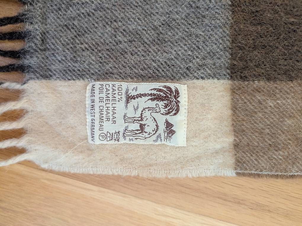 Foulard & Sciarpe: Schöner Schal aus Kamelhaar – Usato da Birsfelden venduto da L.L.CoolBean 1
