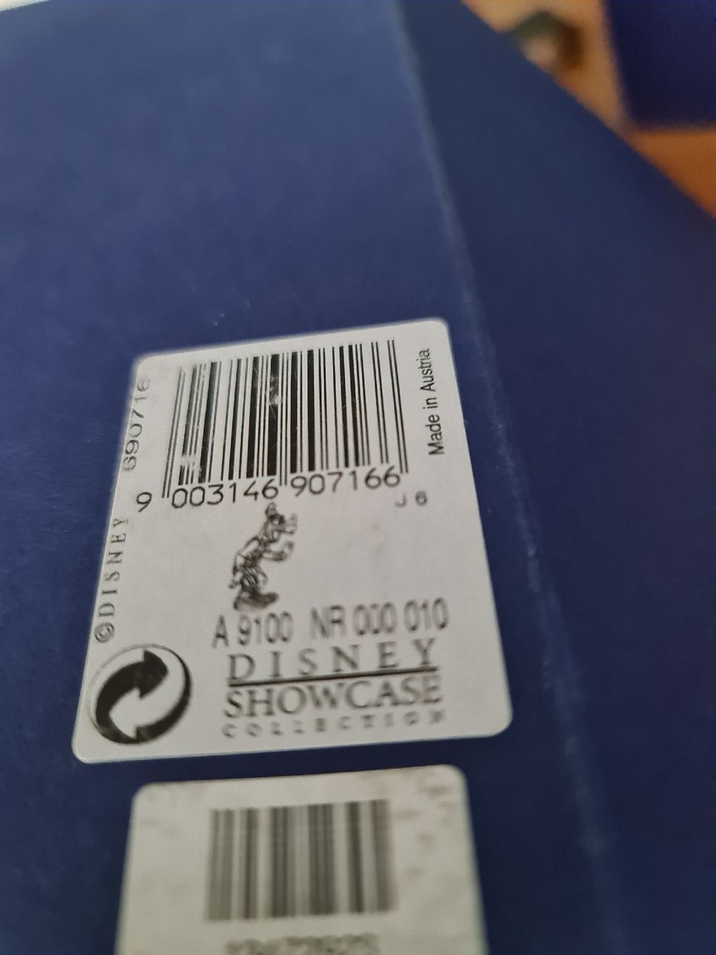 Swarovski Figuren: Swarovski Figur Disney Goofy Originalverpackt  – Gebraucht aus henau von Rockj 4